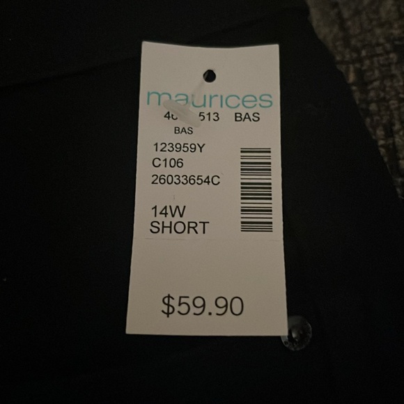 NWT Maurice’s brand black jeans - Picture 3 of 8